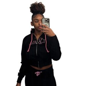Women’s It Girl Hoodie